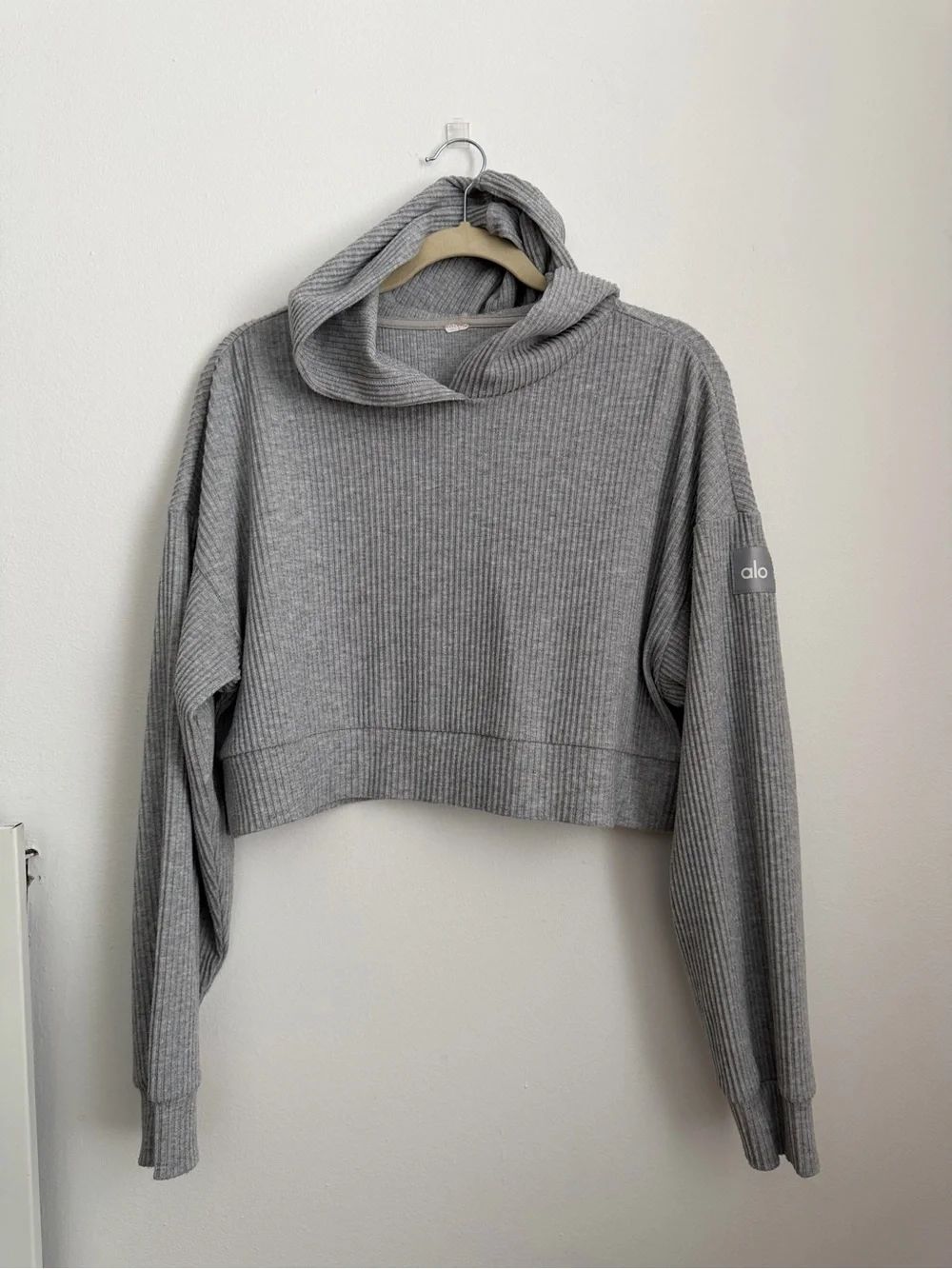 Alo Muse Hoodie in Athletic Heather Grey